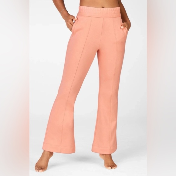 Fabletics Women's Size Small Wide Leg Flare Sweatpant  Peach High Waist Yoga - Picture 1 of 7